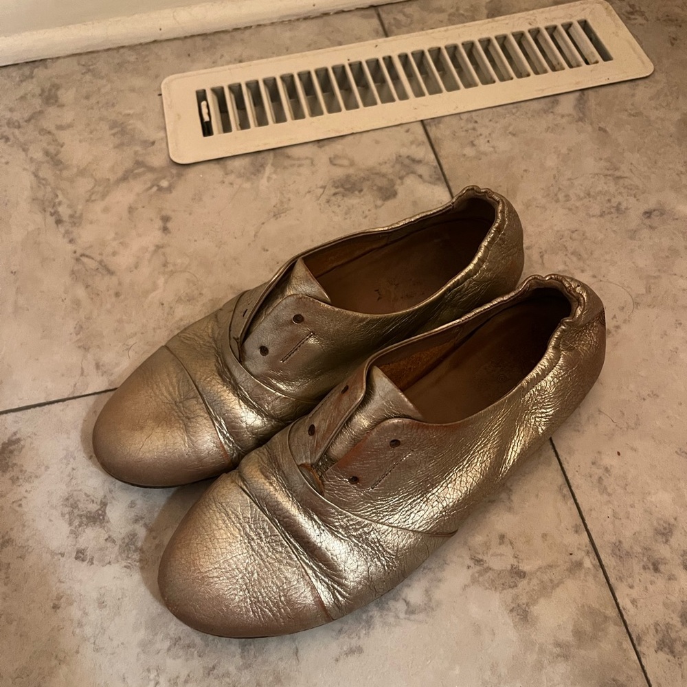 Marsell laceless gold distressed loafers